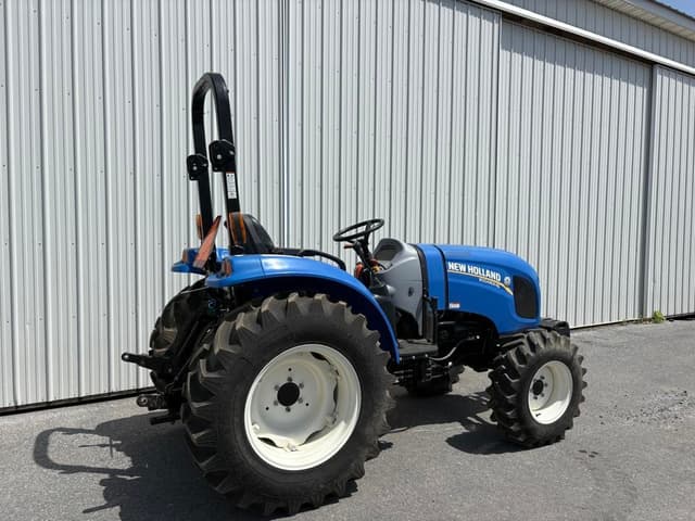 Image of New Holland Boomer 45 equipment image 3