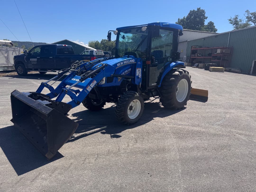 Image of New Holland Boomer 46D Primary image