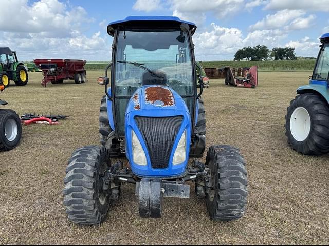 Image of New Holland Boomer 47 equipment image 2