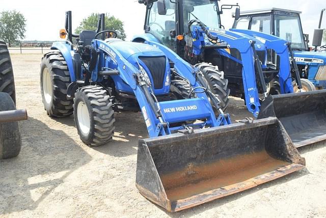 Image of New Holland Boomer 47 equipment image 3