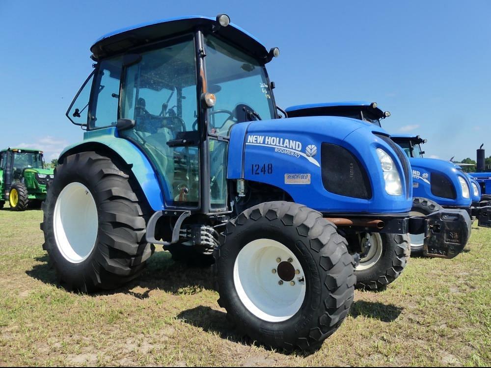 Image of New Holland Boomer 47 Primary image