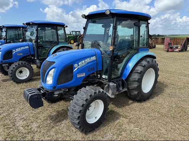 Image of New Holland Boomer 47 equipment image 1