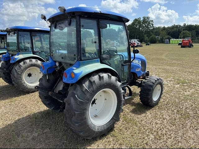 Image of New Holland Boomer 47 equipment image 4