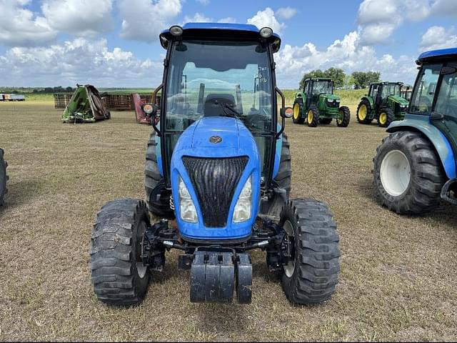 Image of New Holland Boomer 47 equipment image 2