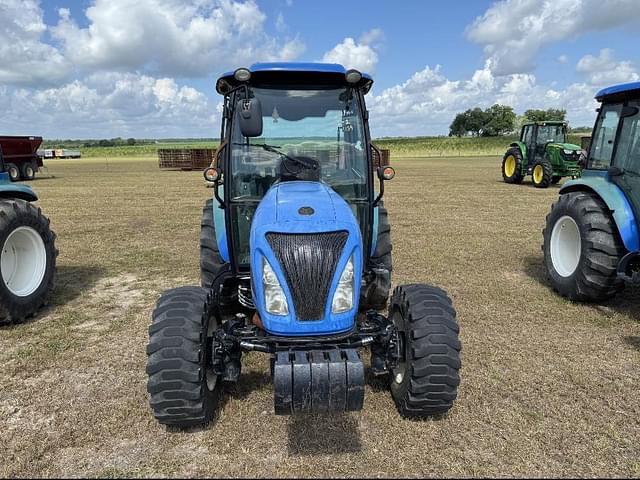 Image of New Holland Boomer 47 equipment image 2