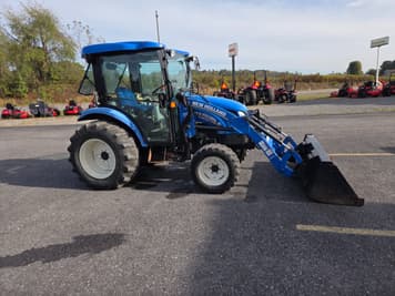 Main image New Holland Boomer 54D