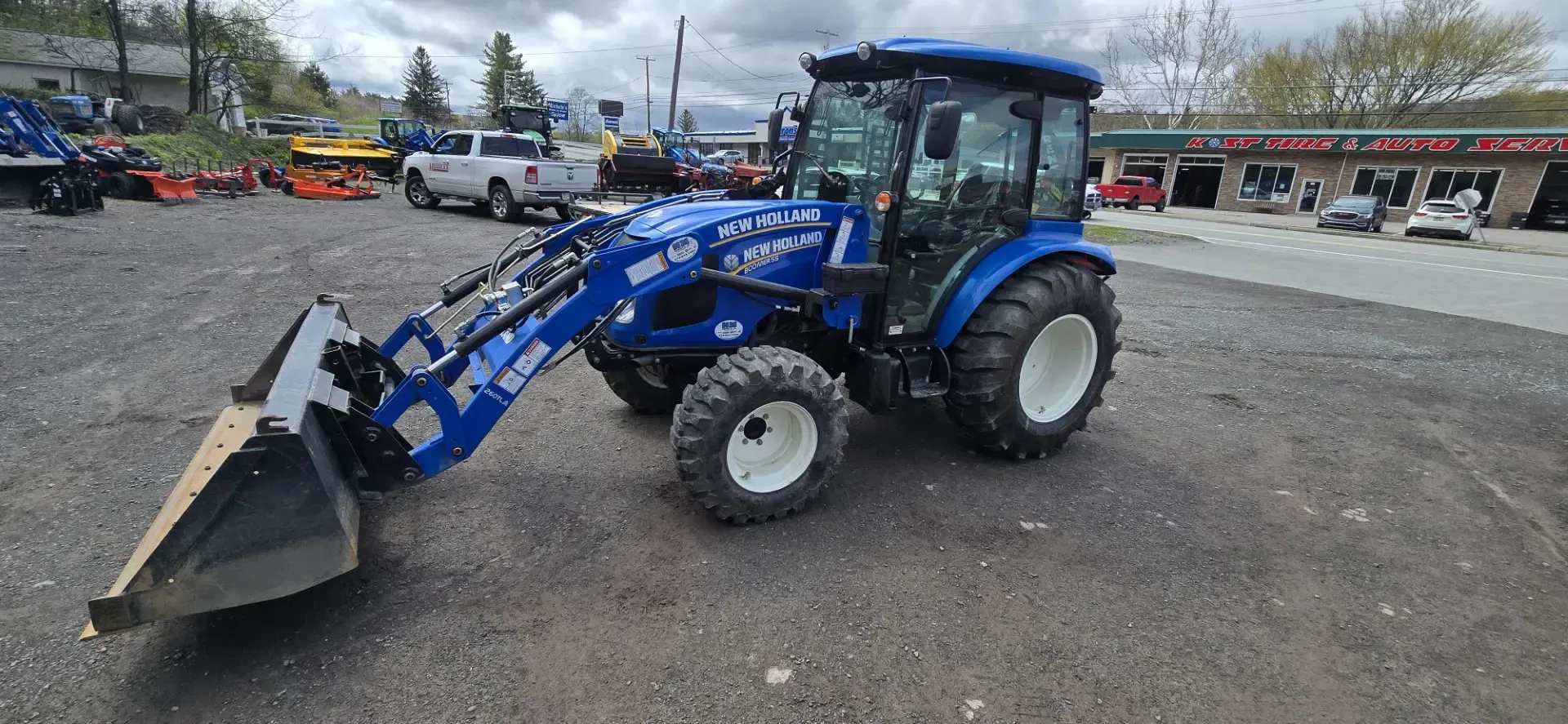 New Holland Boomer 55 Equipment Image0