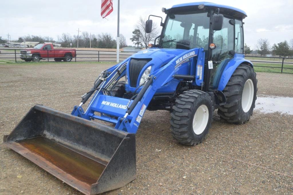 2018 New Holland Boomer 55 Equipment Image0