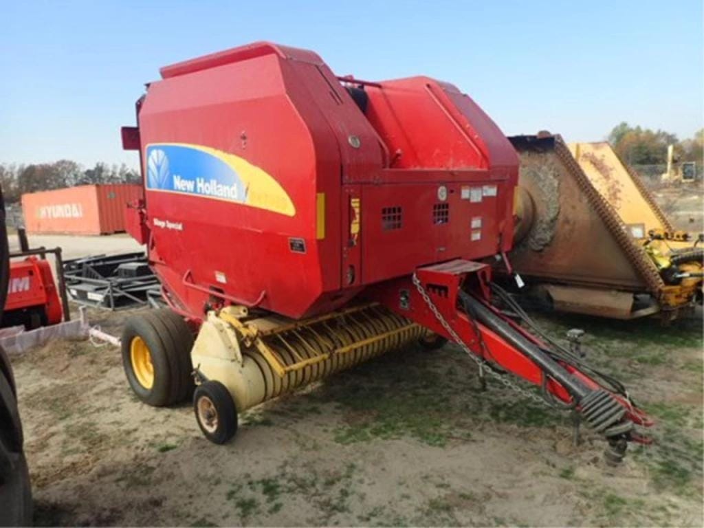 Main image New Holland BR7060