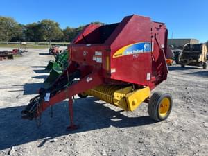New Holland BR7050 Image