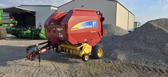 Image of New Holland BR7060 Primary image