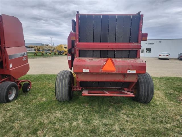 Image of New Holland BR7090 Specialty Crop equipment image 3