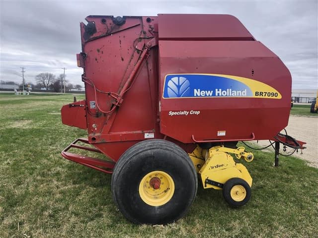 Image of New Holland BR7090 Specialty Crop equipment image 4