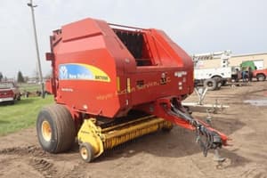New Holland BR7070 Image