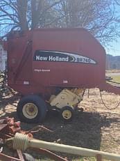 Main image New Holland BR740 1
