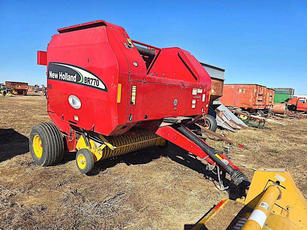 Image of New Holland BR770 Primary image