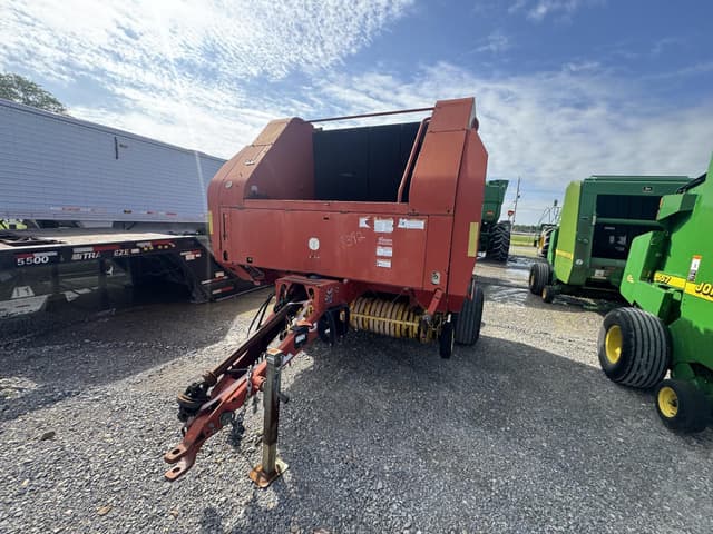 Image of New Holland BR780A equipment image 1