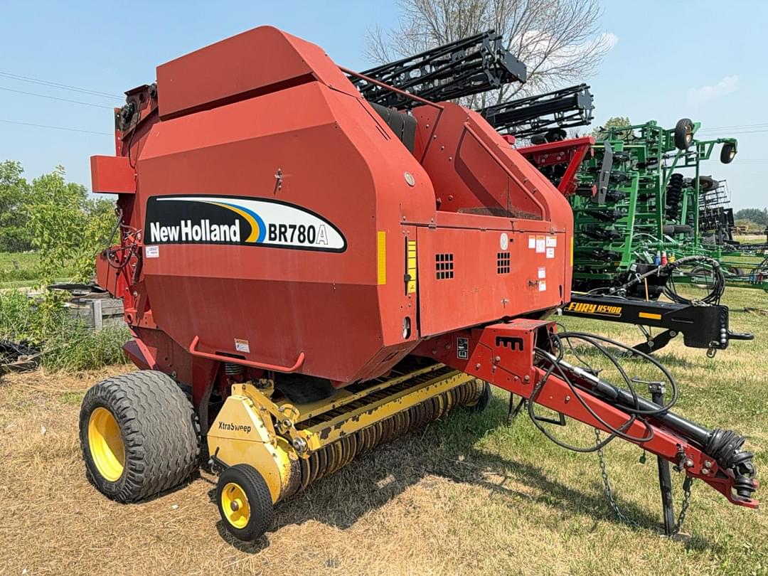 Image of New Holland BR780A Primary image