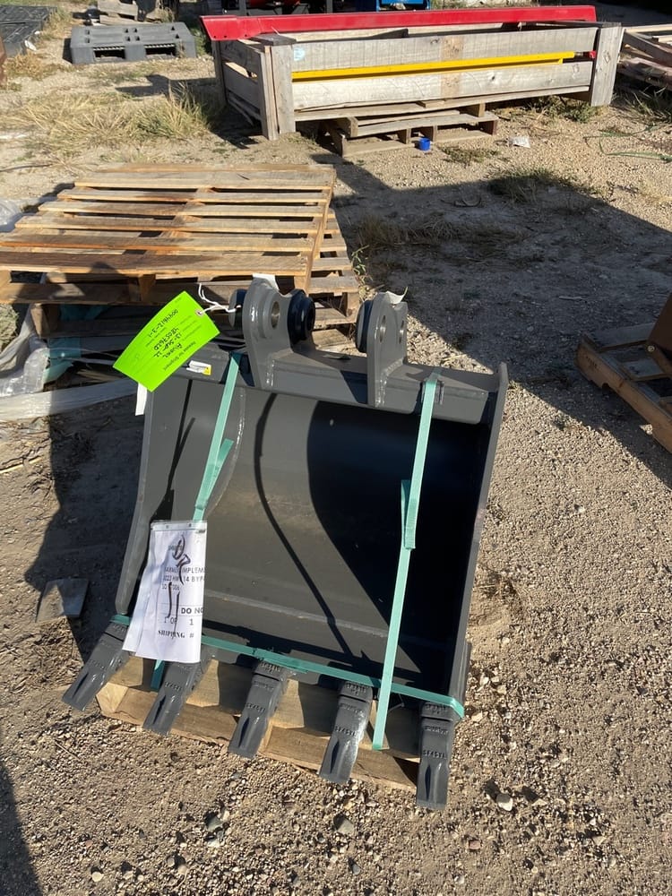 Main image New Holland Bucket