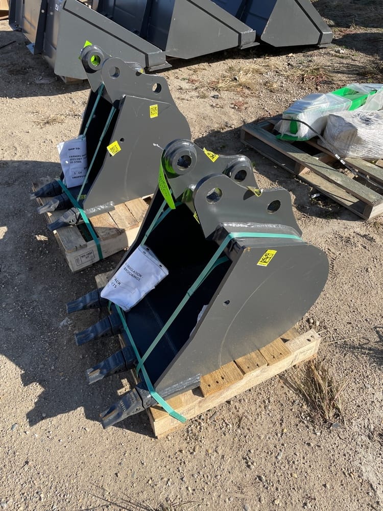 Main image New Holland Bucket