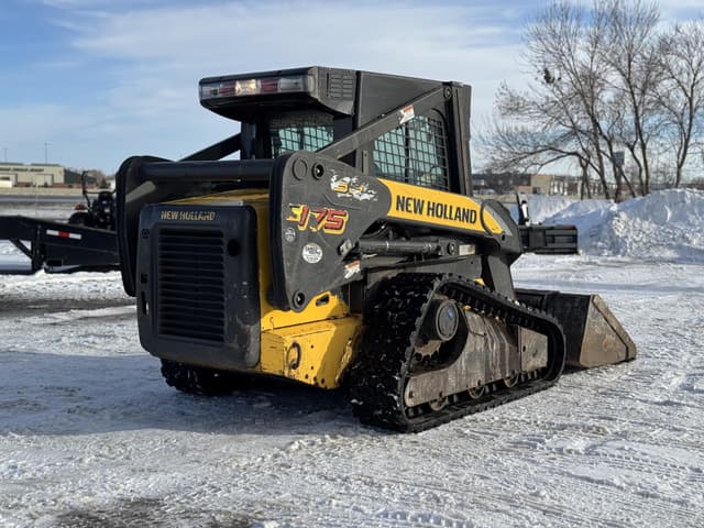 Image of New Holland C175 equipment image 3