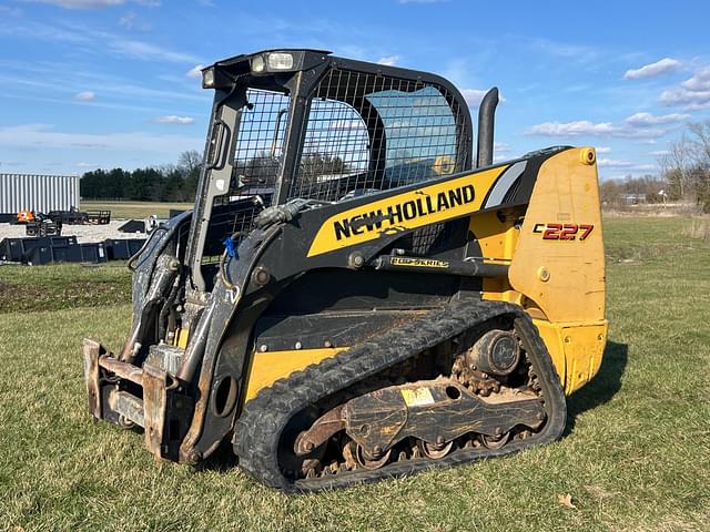 Image of New Holland C227 equipment image 3