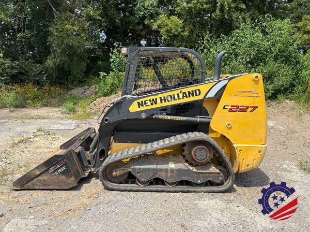 Image of New Holland C227 equipment image 2