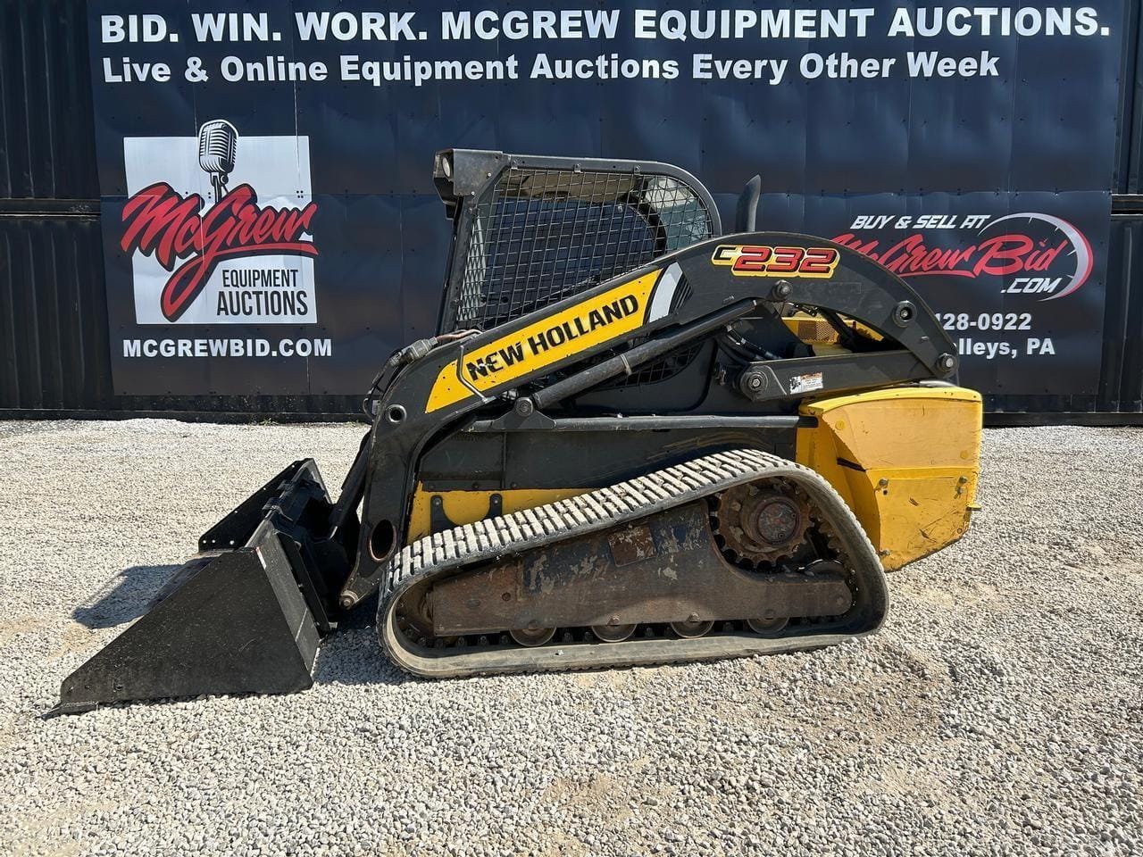 New Holland C232 Equipment Image0