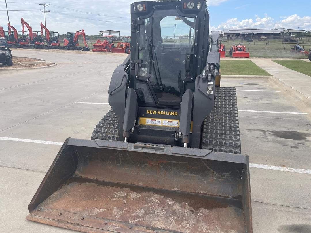 Image of New Holland C237 Primary Image