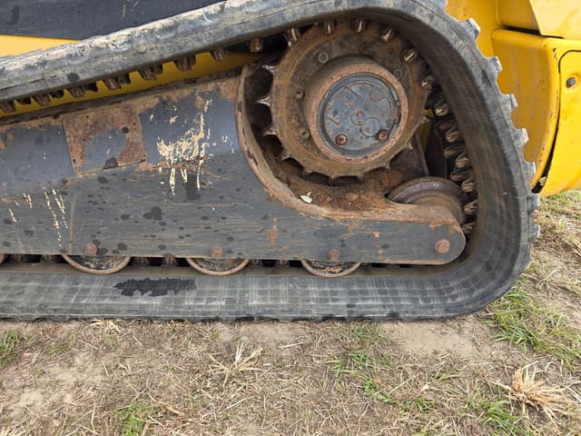 Image of New Holland C238 equipment image 4