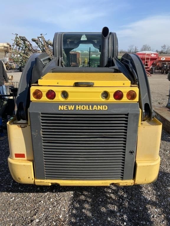 Image of New Holland C245 equipment image 2