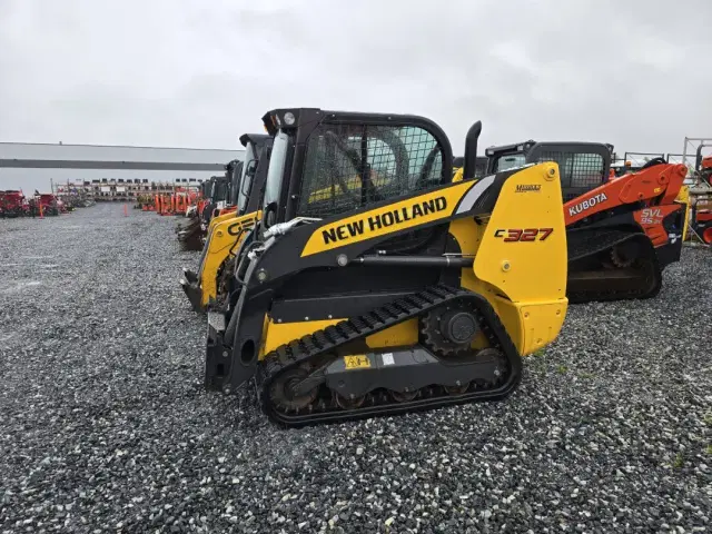 Image of New Holland C327 equipment image 4