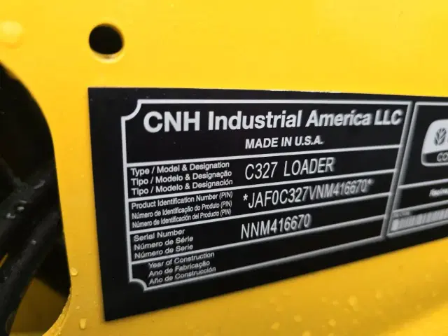 Image of New Holland C327 equipment image 3