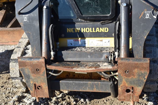 Image of New Holland C327 equipment image 3