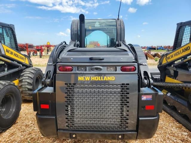 Image of New Holland C330 equipment image 2