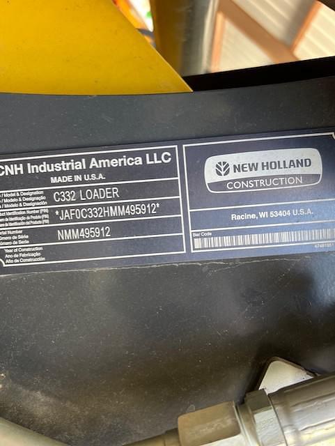 Image of New Holland C332 equipment image 1