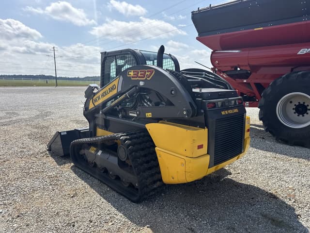 Image of New Holland C337 equipment image 4