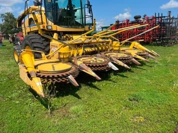 Main image New Holland R1600