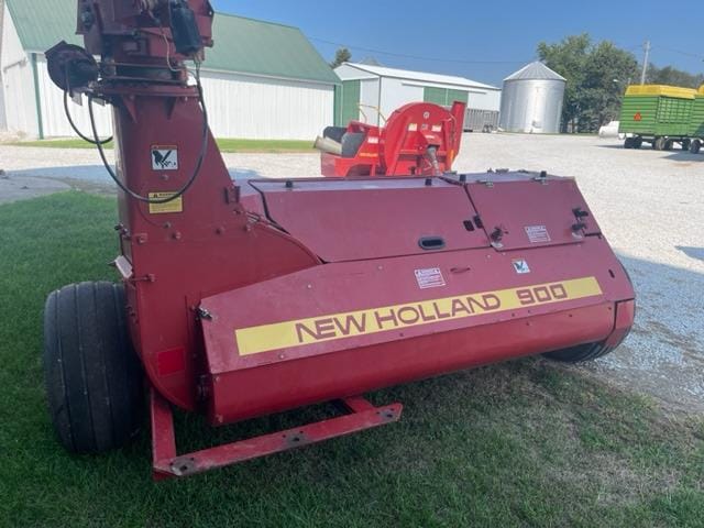 Main image New Holland 900