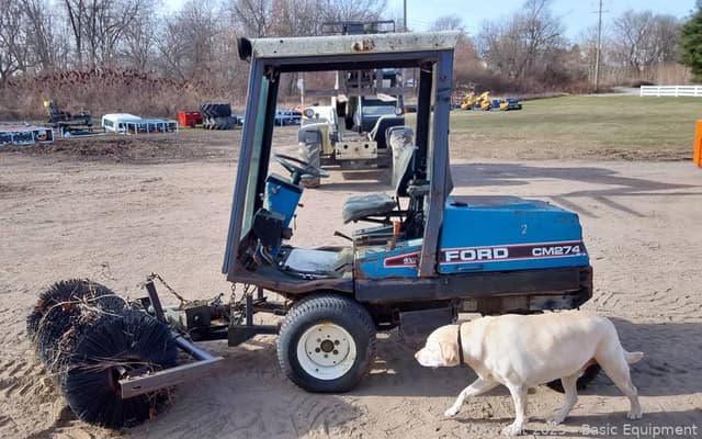 Image of New Holland CM274 equipment image 4