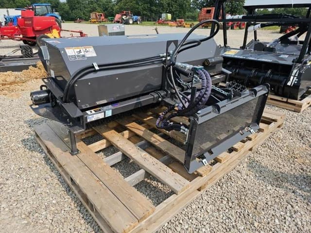 Image of Case HAB84NH equipment image 4