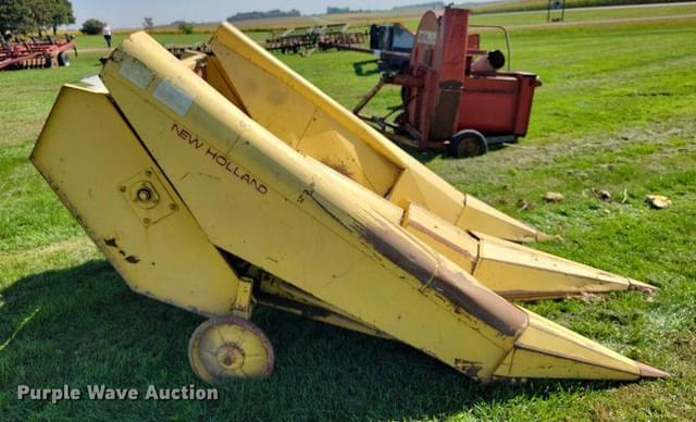 Image of New Holland 890E2 equipment image 3
