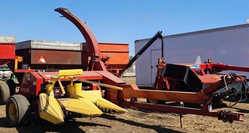 Main image New Holland FP230