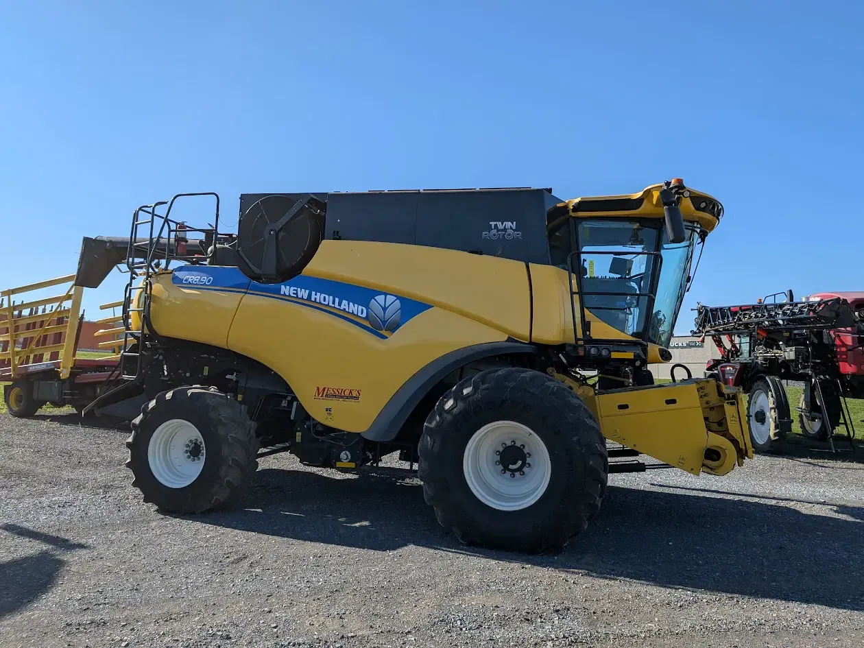 New Holland CR8.90 Equipment Image0