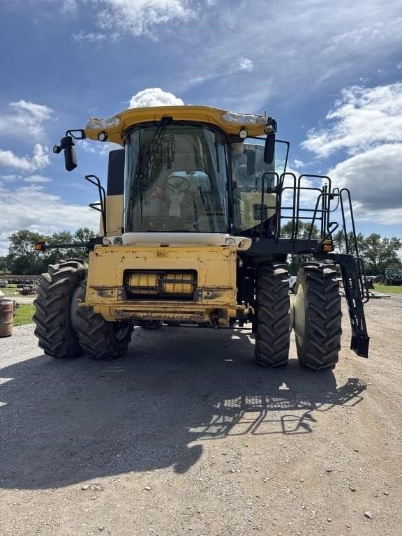 Image of New Holland CR960 equipment image 1
