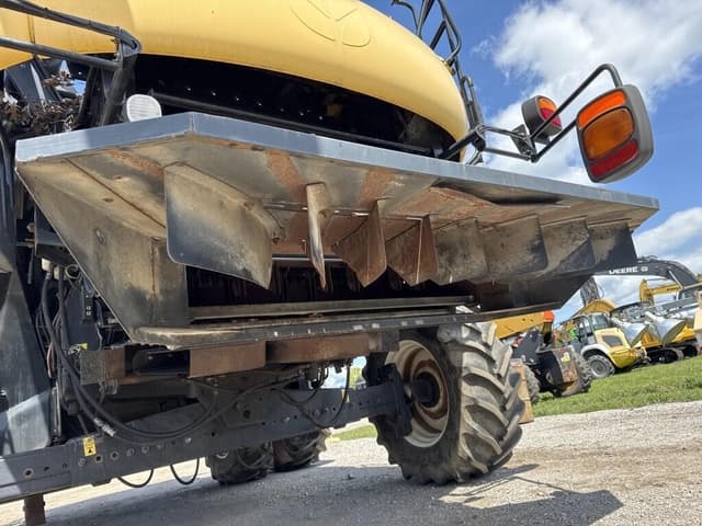 Image of New Holland CR960 equipment image 4