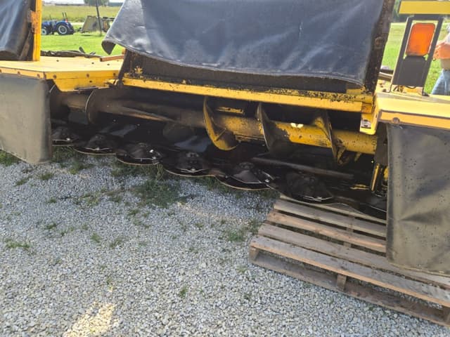 Image of New Holland DB416 equipment image 2