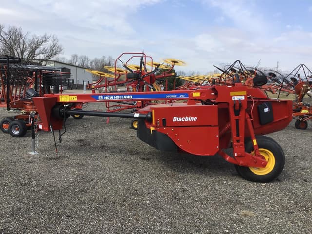 Image of New Holland 210 equipment image 3