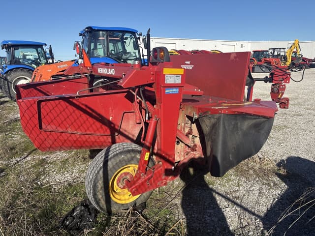 Image of New Holland 210 equipment image 2