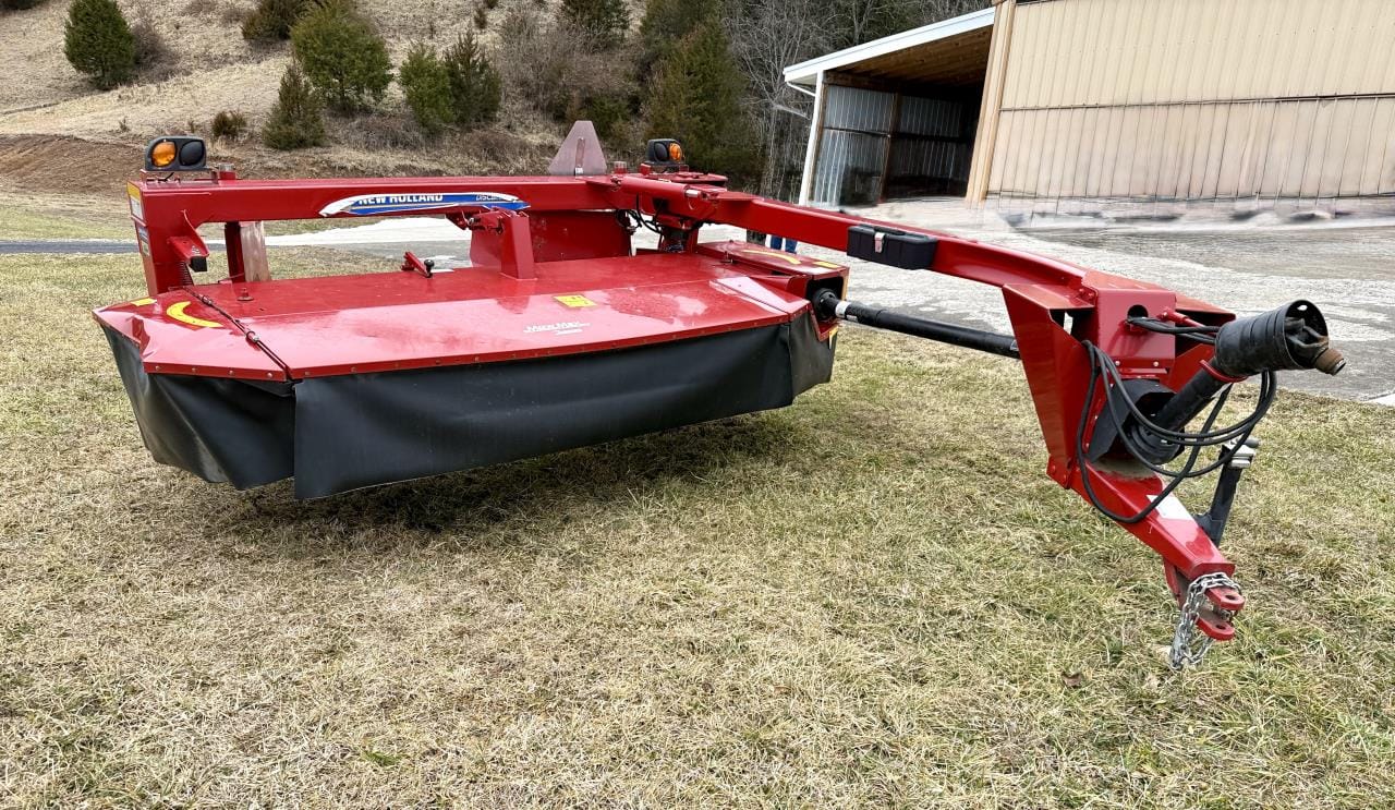 2022 New Holland 210 Equipment Image0